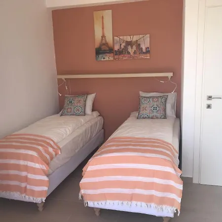 וילה Luxurious In Peloponnese Kamária