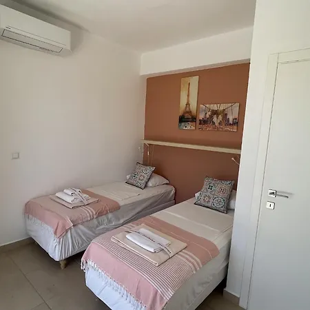 וילה Luxurious In Peloponnese Kamária