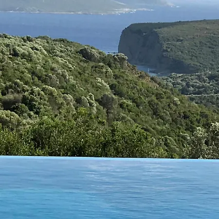 וילה Luxurious In Peloponnese Kamária