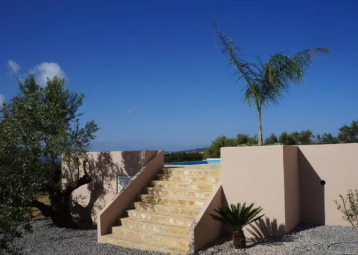 Villa In Finiki With Stunning Sea Views Kamária